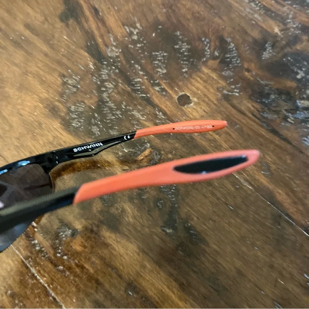 Schwinn Sunglasses Boys Red and Black Youth